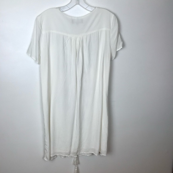 LULUS White V- Neck Tie Embroidery Midi Dress Size L - Picture 4 of 8